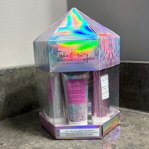 India & Purry Cream and Body Wash Set